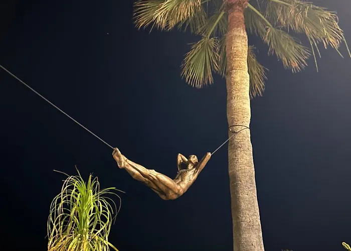 Seaside Serenity - - Beachfront - Αντίμπ
