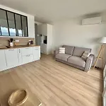 Seaside Serenity - - Beachfront -